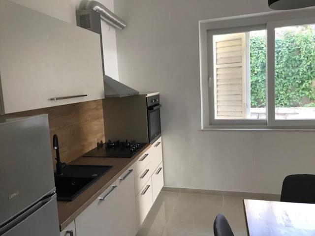 Apartment Bruno ชิเบนิก ภายนอก รูปภาพ