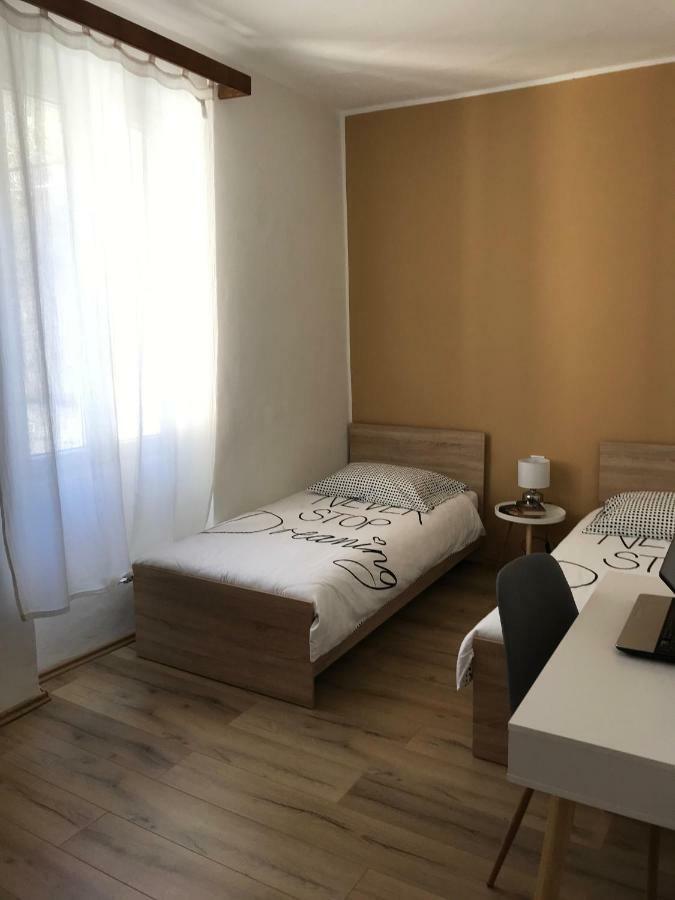 Apartment Bruno ชิเบนิก ภายนอก รูปภาพ
