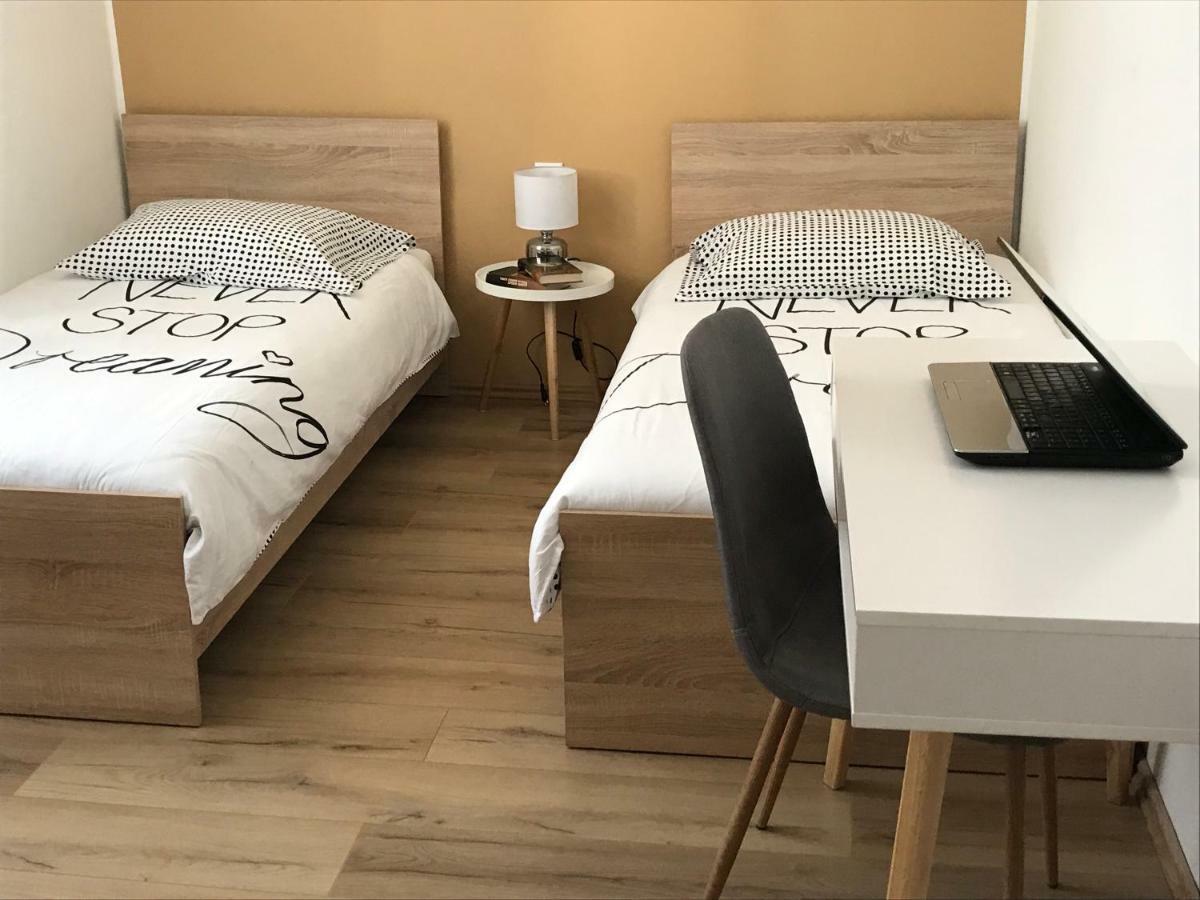 Apartment Bruno ชิเบนิก ภายนอก รูปภาพ